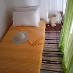 House Of Sun מלון